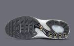 nike-air-max-plus-tn-triple-white-604133-139-02