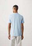 T-Shirt Lyle & Scott Pocket Logo – Bleu Ciel
