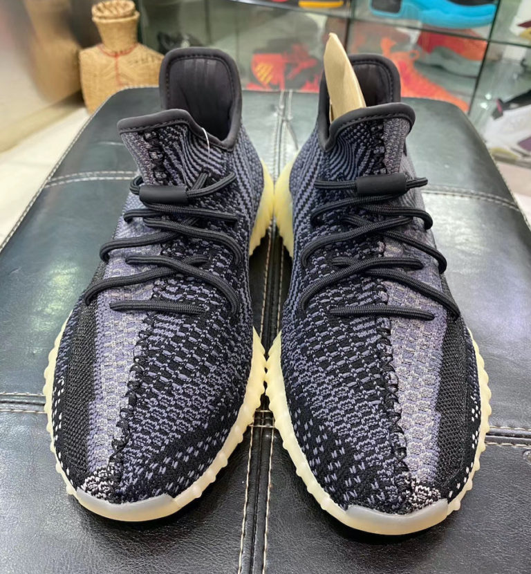 adidas Yeezy Boost 350 V2 adidas Yeezy Boost 350 V2