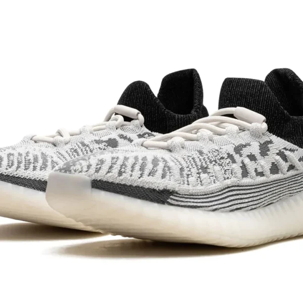 Baskets adidas Yeezy Boost 350 V2