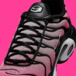 nike-air-max-plus-pink-black-HF3837-600-8