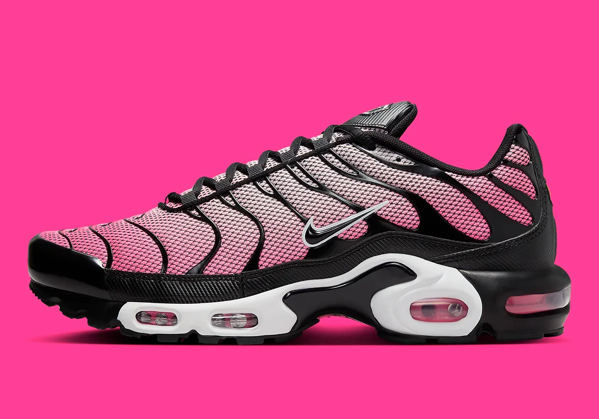 nike-air-max-plus-pink-black-HF3837-600-8