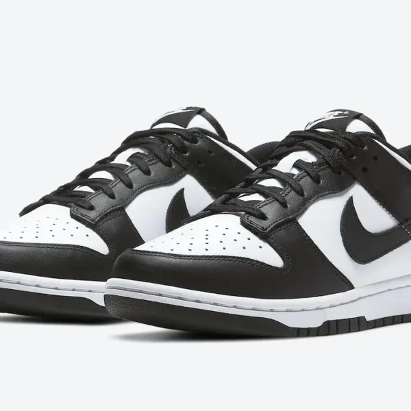 Nike Dunk Low Panda